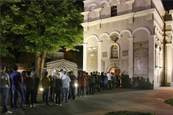 felix 
Waiting for Easter 
2026-04-06 20:13:00