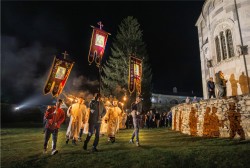 Викентије 
Манастир Студеница - Христос Воскресе 
2026-04-13 17:57:12