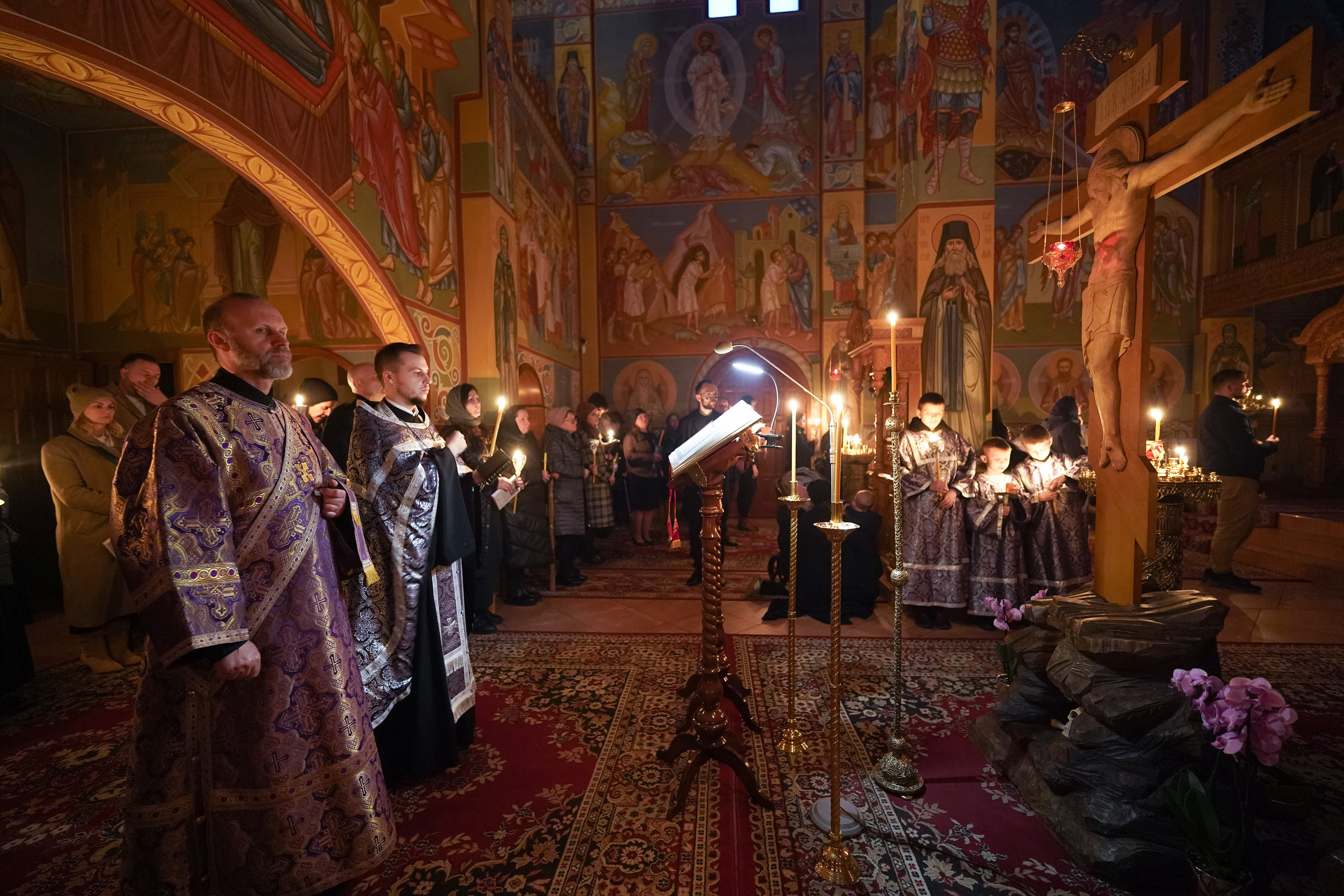 Reading of Twelve Gospels in Zwierki Convent