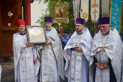oczy_prawoslawia 
Bielsk Podlaski przeniesienie relikwii św. Mikołaja 
2026-05-23 09:43:49