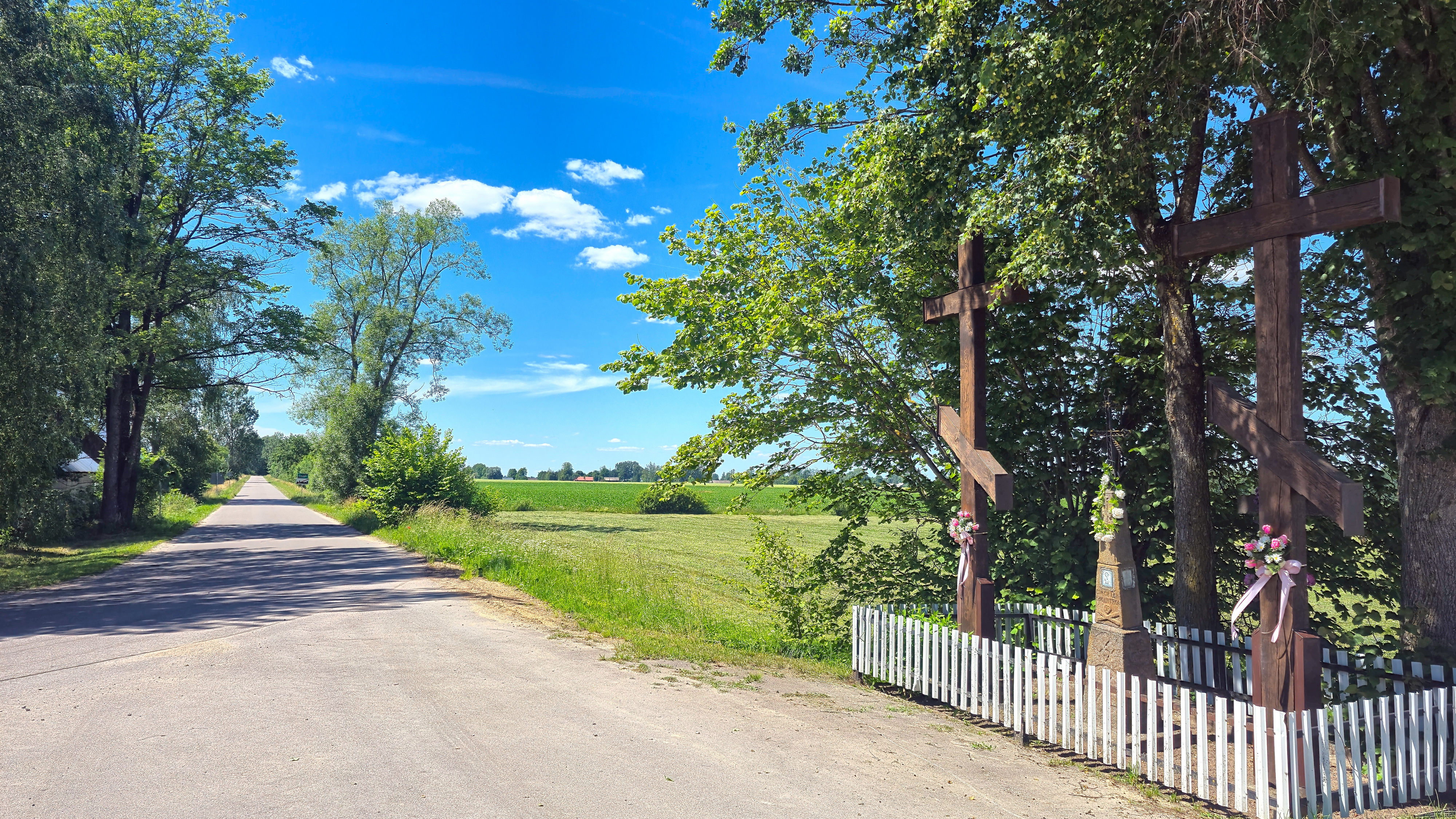 Crosses close to Czyżyki village