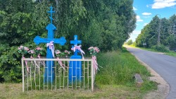 jarek 
Crosses close to Dolne village 
2026-06-28 10:21:02