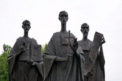 Święci Cyryl, Metody i Gorazd - teren zamkowy w Bratysławie