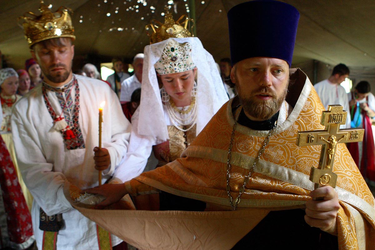 Исаие ликуй...