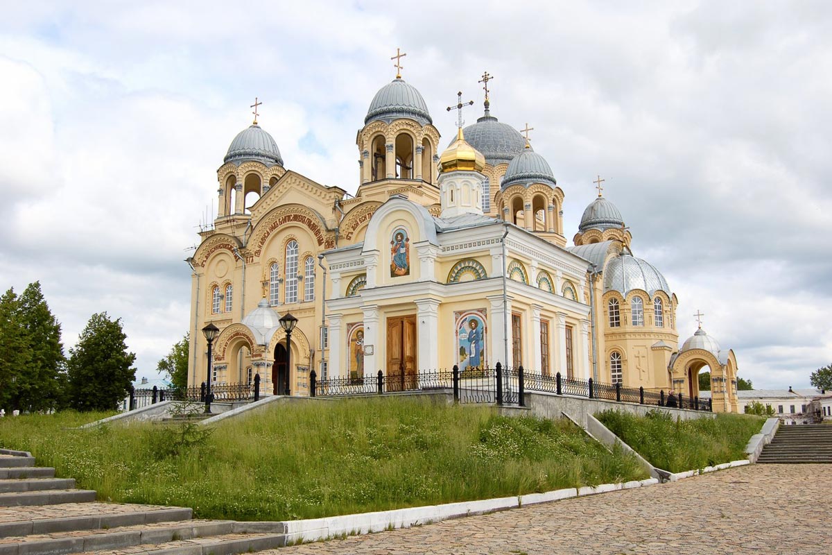 Крестовоздвиженский собор. 