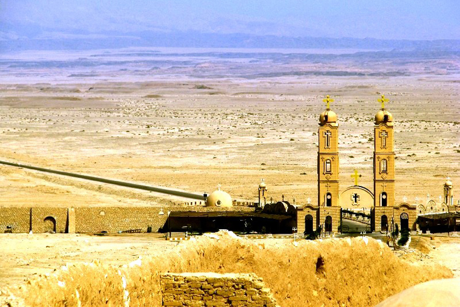 Pe urmele părinţilor pustiei