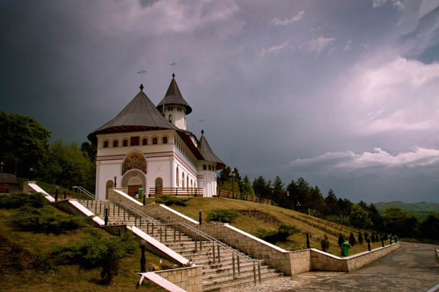 Manastirea Pangarati  