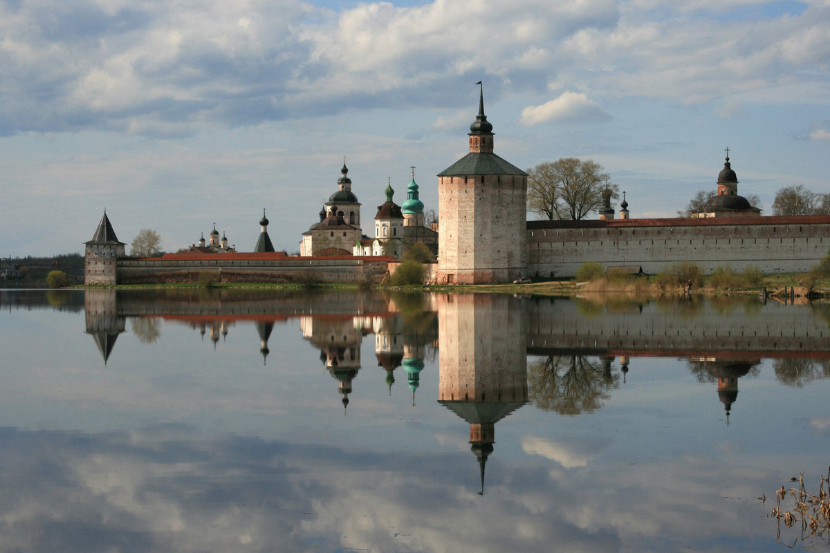 Кирилло-Белозерский монастырь   
